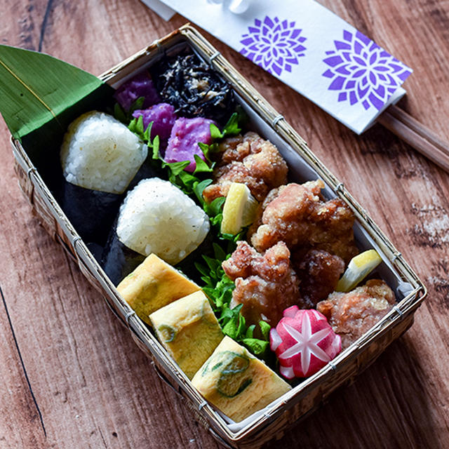 12/25 クリスマス…とは全く関係ない唐揚げ弁当♪
