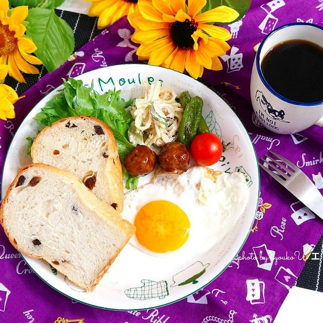 朝昼カフェ☆カラフル青椒肉絲弁当と朝ごはん