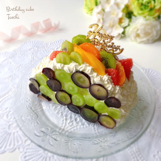 韓国で流行のハーフケーキ　Birthdaycake