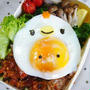キャラ弁**ニワトリ親子のタコライス