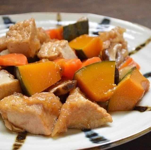 【ヘルシーな和食のおかず】鶏むね肉とかぼちゃの炒め煮