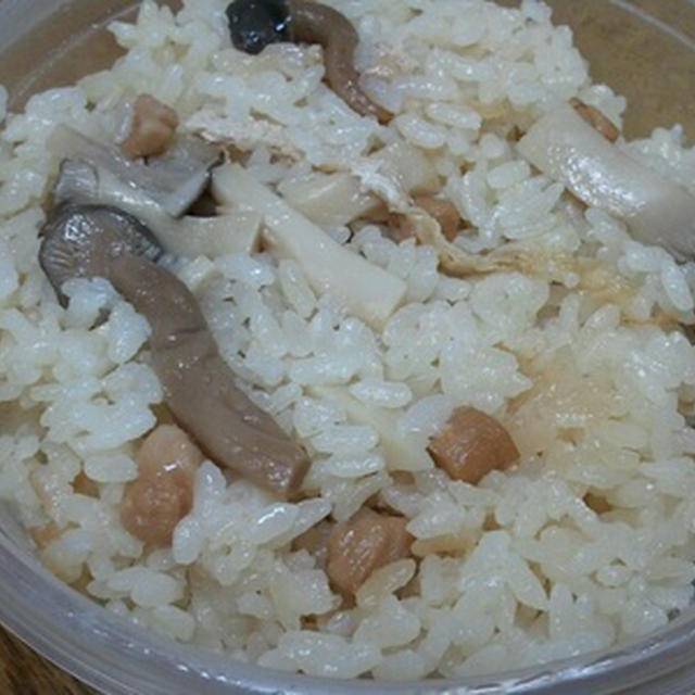 お昼ごはーん