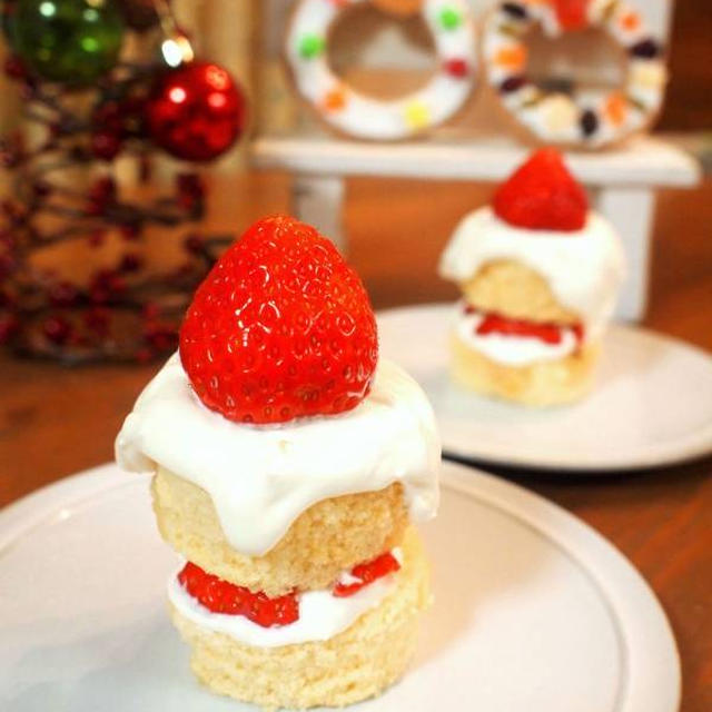 クリスマスホームパーティに 簡単3step いちごのキャンドルケーキ By Musashiさん レシピブログ 料理ブログのレシピ満載