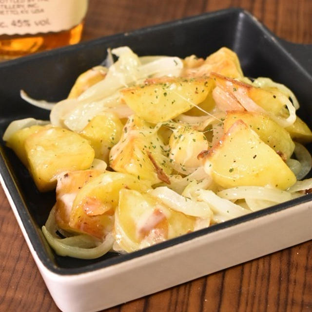 食べる前から美味しい♪にんにくチーズポテト