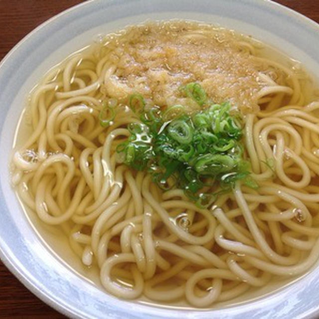 今日の昼は西埜製麺の中華そば