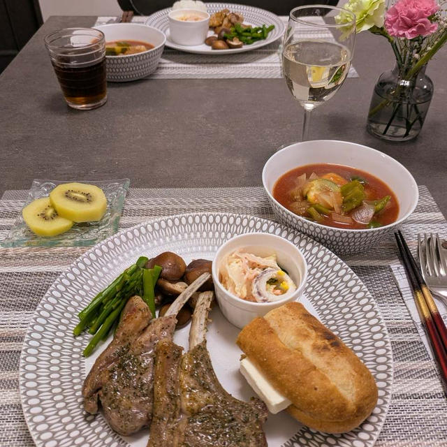 ラム肉ソテーのワンプレート献立。豚丼の献立。長女が久しぶりに遊びに来た日。