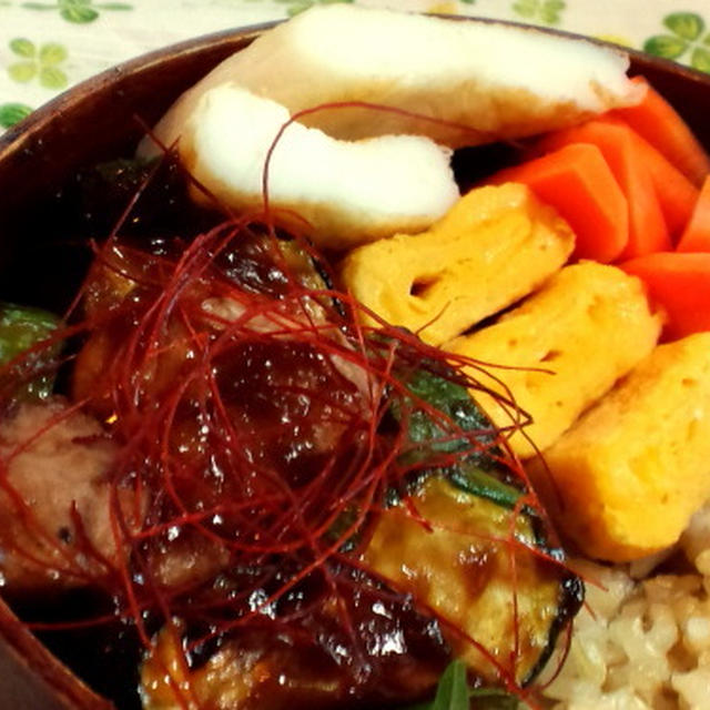 豚ヒレとズッキーニの酢豚風弁当