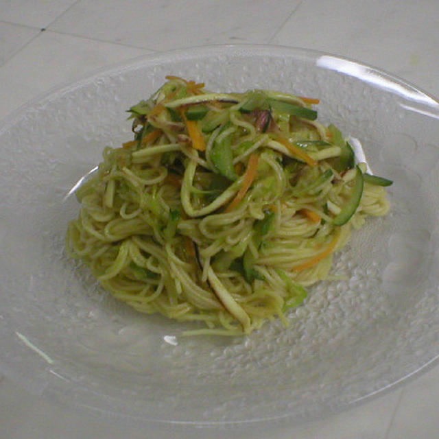 スルメイカと野菜のカレー味　ソーメンチャンプルー !