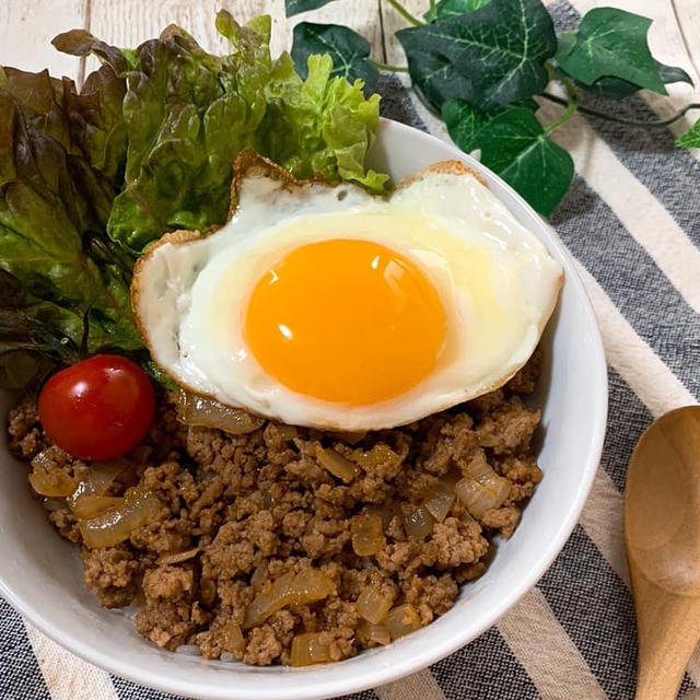 時短レシピ【ハンバーグなのに丸めない？気軽にできるハンバーグ丼レシピ】