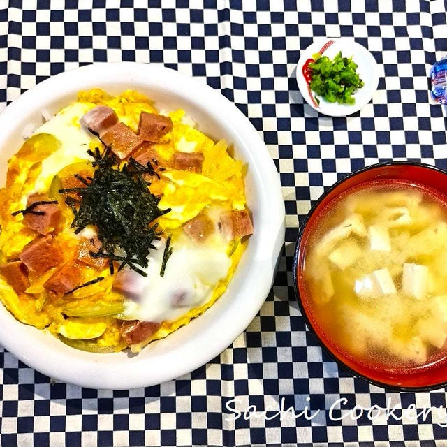 スパム玉丼