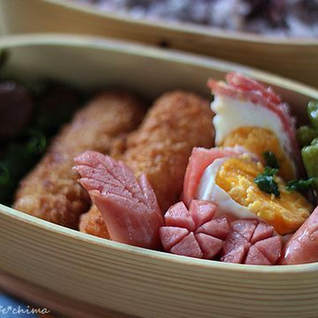 カニクリームコロッケとハムエッグのお弁当
