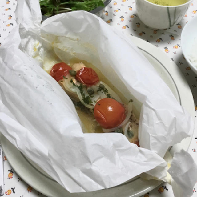 10月第3週の教室、ケーキを作る人の特権は焼きたてを食べること！