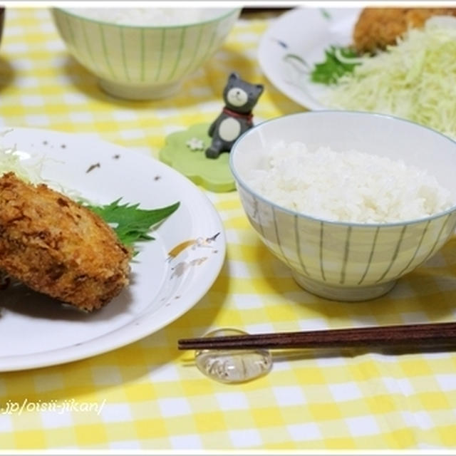 ほくほくコロッケとジューシィメンチカツ定食、のランチ。