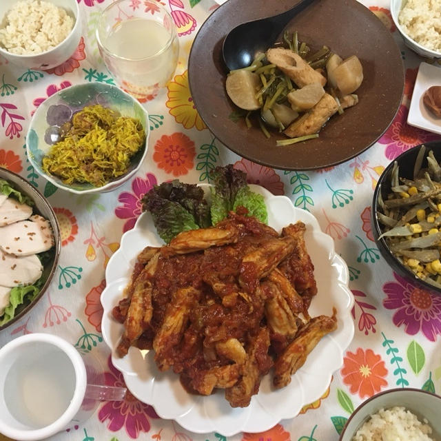 自己紹介と鶏手羽中のトマト煮