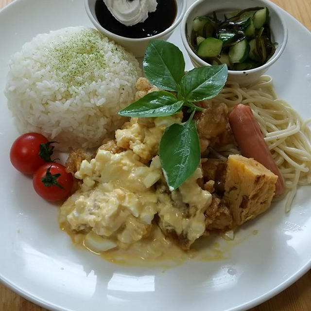 5月28日　まかないはチキナンときゅうりのかりこり塩昆布あえ
