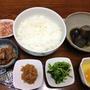 新米の炊きたてご飯をワシワシ