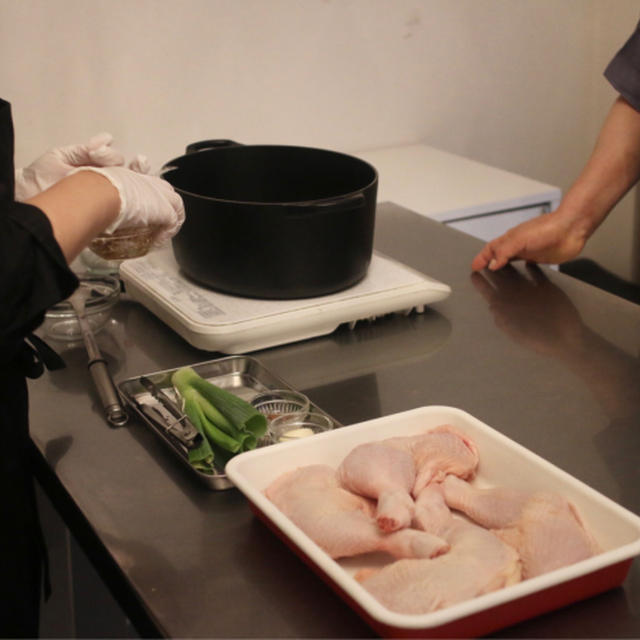 骨付き鶏肉の中華煮込み、マリトッツオ、抹茶のティグレのプライベートレッスン