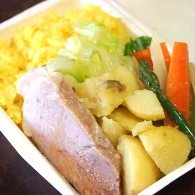 お弁当：うど・アスパラ・絹さや・にんじんの春野菜サラダ