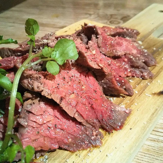 【池袋☆隠れ家で食べるおいしいお肉とお酒♪】