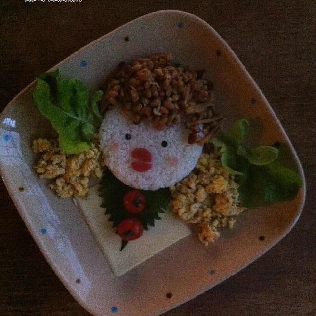 納豆お顔ごはんの朝ごはん