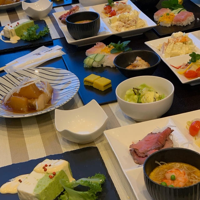おもてなしのテーブルは・・・オヤツは「きな粉おはぎ」で