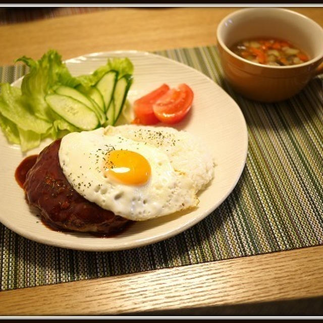 ロコモコとか渋谷のカフェクロワとか。Loco Moco and cafe croix.