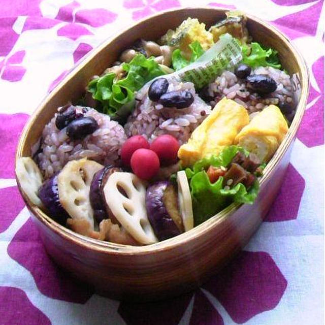 9・25　根菜とキノコで秋色のお弁当と十五夜の話