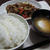 ウエイパーで　肉野菜炒め　たまごの味噌汁