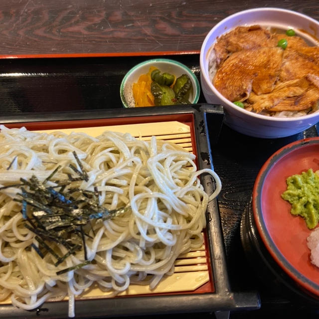 鳥めしと蕎麦ランチ@登利平、群馬