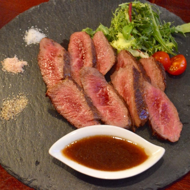 中目黒Malkovich マルコヴィッチ 島根県のかつべ牛のステーキ　ハイボールも種類が豊富