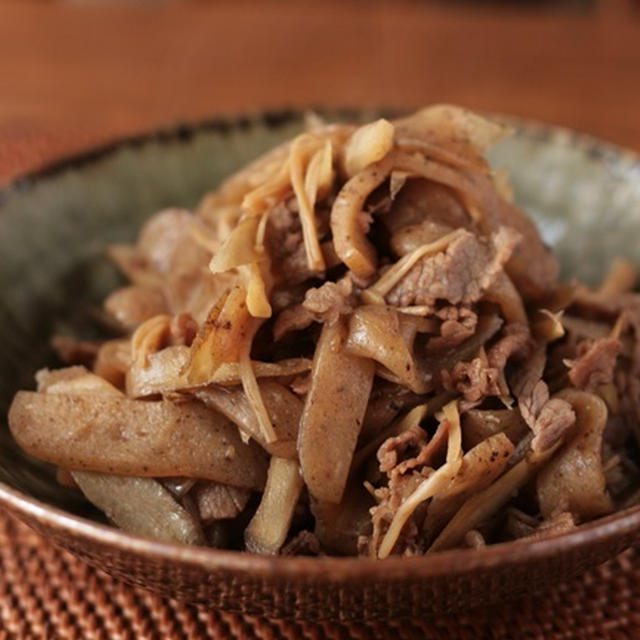 ごはんに合う！弁当にも！牛肉とごぼうとこんにゃくのしぐれ煮