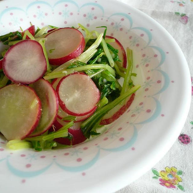 水菜とラディッシュのドレッシング和え♪