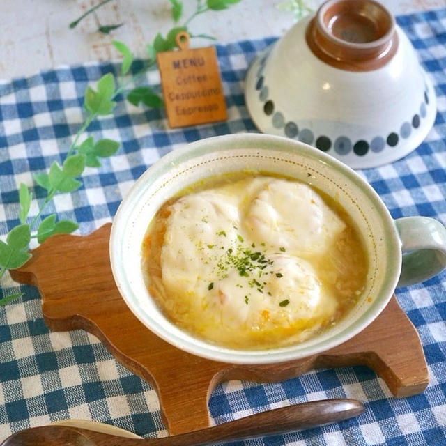 時短♪チーズとろける玉ねぎのズッパ（バケットの代わりにいれたものは～）＆お気に入りのコンビ二スイーツ