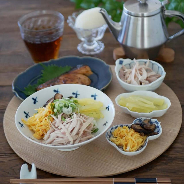 鶏飯と柚子胡椒風味のブリの照り焼き