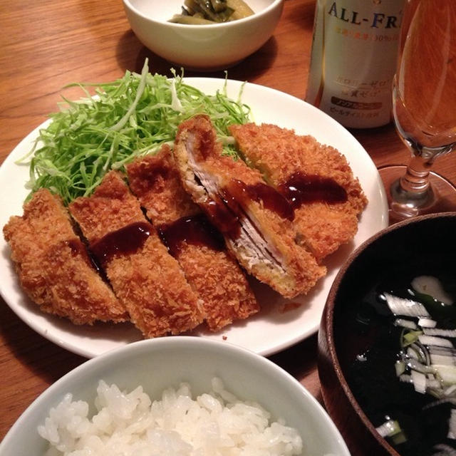 胡椒を効かせたミルフィーユ豚カツ