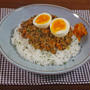 旨みたっぷり！キノコでかさましのスパイシードライカレー