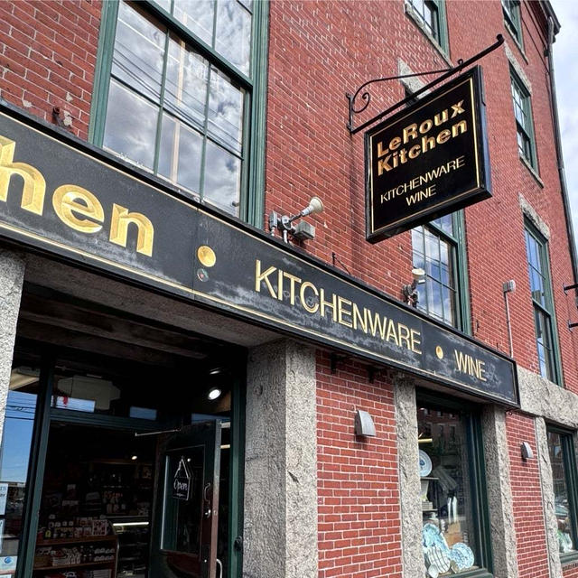 #見かけたら思わず寄りたくなる店