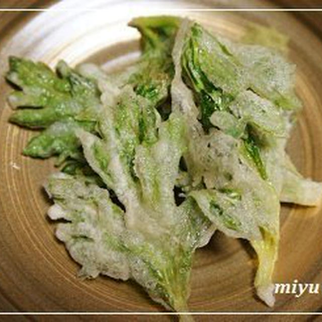 みゆカフェ。風　京のおばんざい「セロリの葉の天ぷら」