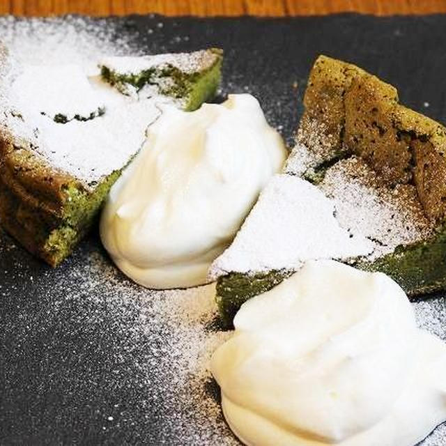 抹茶のガトーショコラ