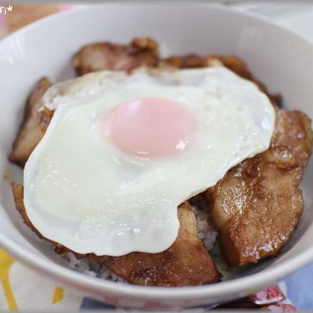 お月見チャーシュー丼。。。と、鉄腕アトム！！