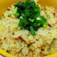 栄養たっぷり簡単☆小どんぶりチャーハン