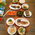 鯖の塩焼きとキムチ納豆の「１日分のたんぱく質摂取！」朝定食風晩ごはん