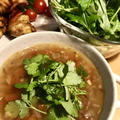 ネパールのダルパート用スープ　レンズ豆を使ったダルスープ