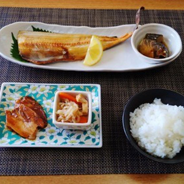 炊飯中にお魚焼いたお昼ごはん・・・切干大根♪・・♪