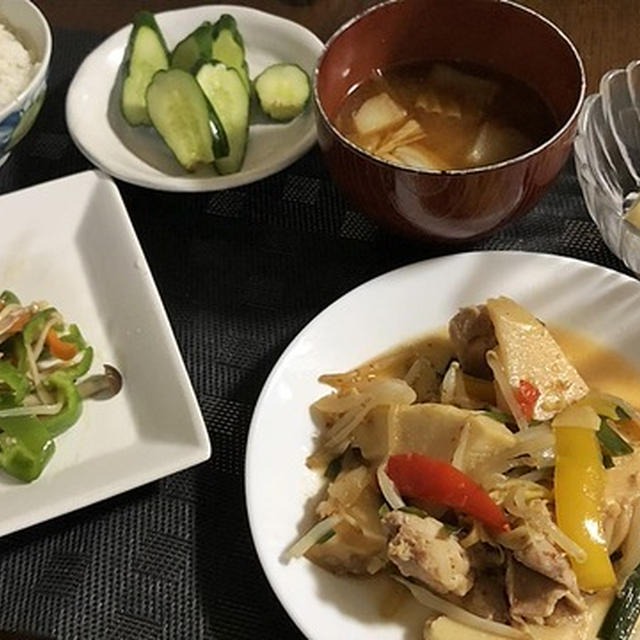 渋滞の犯人&ムネ肉とタケノコのピリ辛炒め