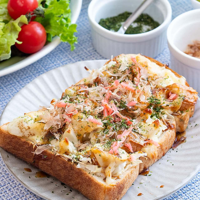 クセになる✨ちくわでお好み焼き風トースト