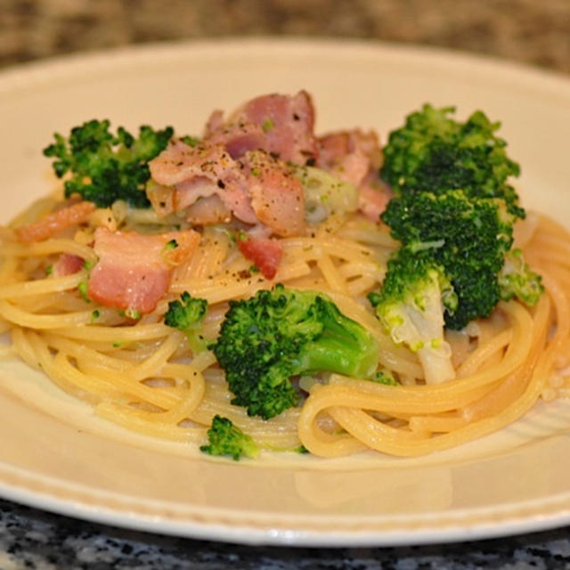 ブロッコリーのこく旨パスタ