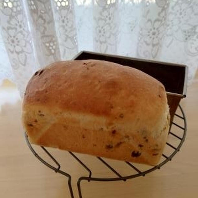”いちごレーズンミニ食パン”🎵