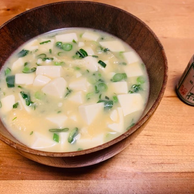 お味噌汁　/　ほっこりひと時