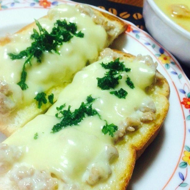 ＜カフェ風　うまツナマヨトースト　めっちゃエコ＞